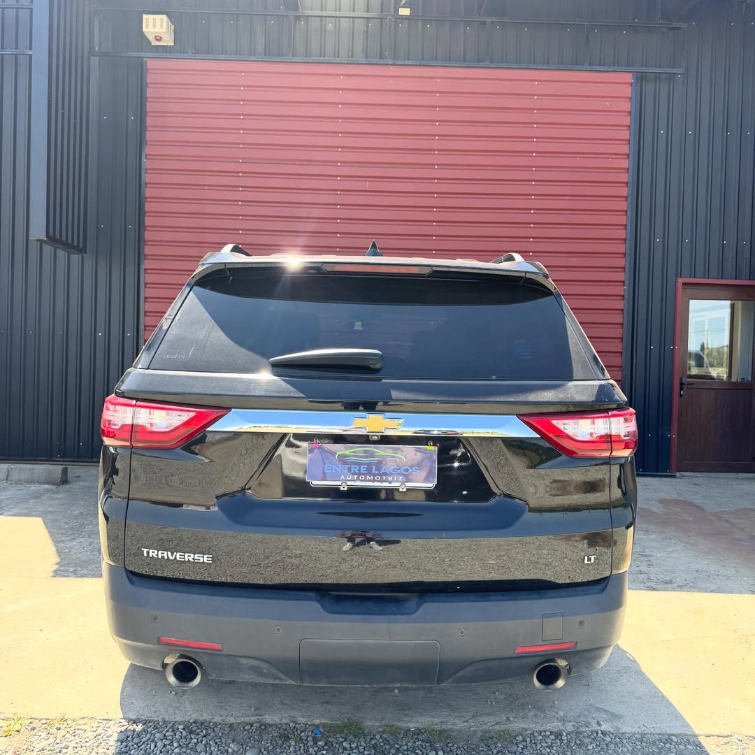 📍Puerto Varas, X región. 👉🏻 Conoce más- 🌐 www.entrelagosautomotriz.clChevrolet Traverse LTVe (1)
