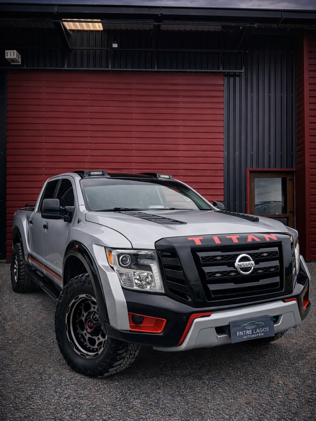 Nissan Titán 5.0 Versión PRO4x