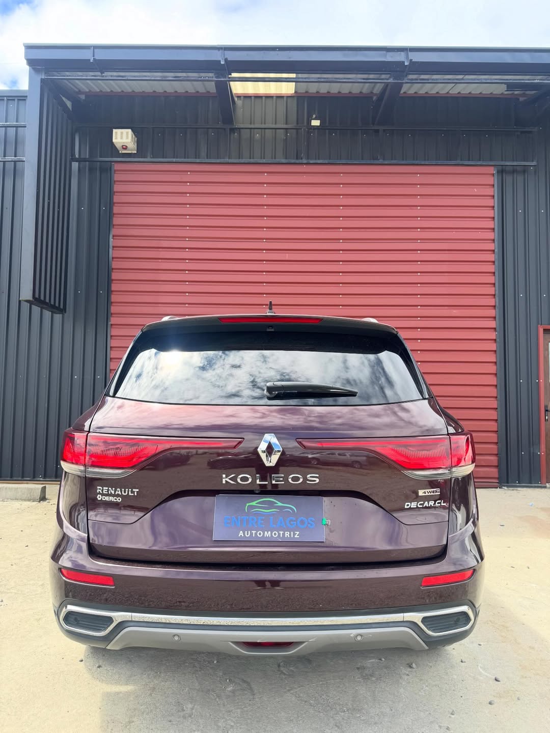 📍Puerto Varas, X región. 👉🏻 Conoce más- 🌐 www.entrelagosautomotriz.clRenault Koleos 2023Vers (1)