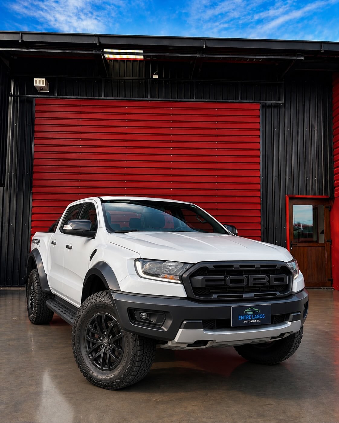 Puerto Varas, X región. 👉🏻 Conoce más- 🌐 www.entrelagosautomotriz.clFORD RANGER RAPTOR Veloci