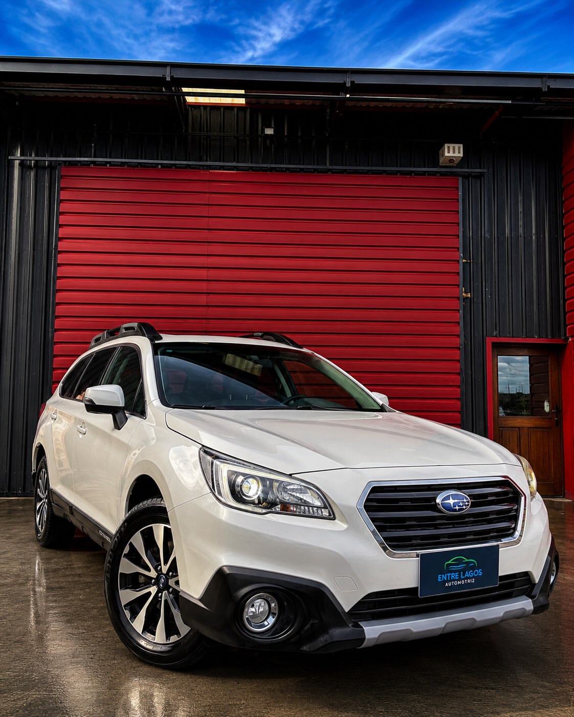 📍Puerto Varas, X región. 👉🏻 Conoce más- 🌐 www.entrelagosautomotriz.clSubaru Outback 2.5 AWD