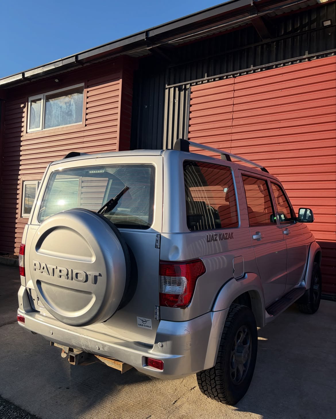 📍Puerto Varas, X región. 👉🏻 Conoce más- 🌐 www.entrelagosautomotriz.clUAZ KAYAK ORIGEN RUSO V (2)