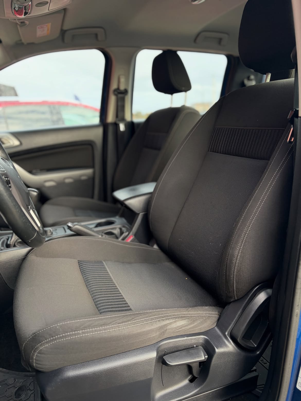 📍Puerto Varas, X región. 👉🏻 Conoce más- 🌐 www.entrelagosautomotriz.clFORD RANGER XLT 2021 Ve (5)
