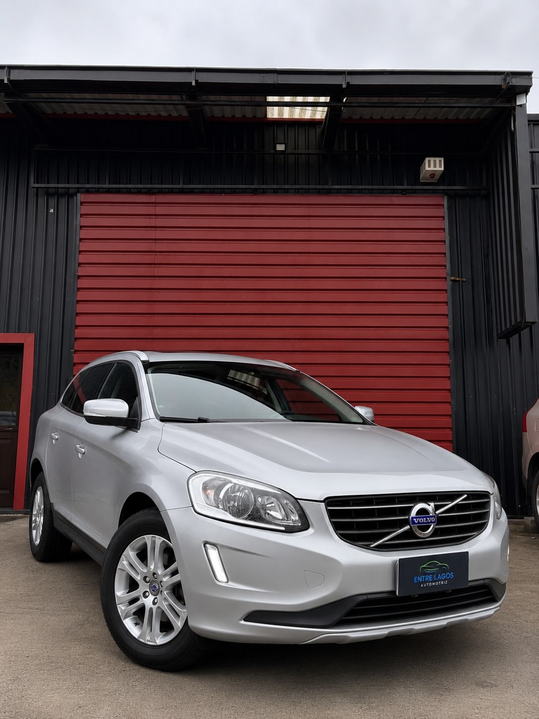 VOLVO XC60 T5 AWD